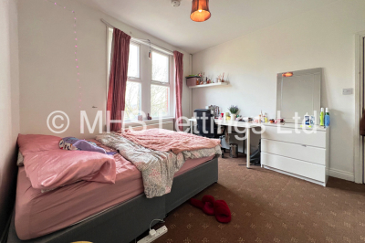 Thumbnail photo of 1 Bedroom End Terraced House in Double Room, 10 Glossop View, Leeds, LS6 2LQ