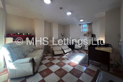 Thumbnail photo of 5 Bedroom Mid Terraced House in 41 Victoria Road, Leeds, LS6 1AS