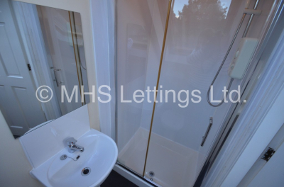 Thumbnail photo of 9 Bedroom Mid Terraced House in 16 Hanover Square, Leeds, LS3 1AP