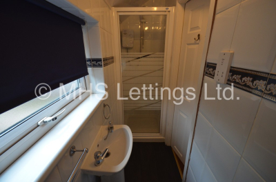 Thumbnail photo of 8 Bedroom Mid Terraced House in 16 Hanover Square, Leeds, LS3 1AP