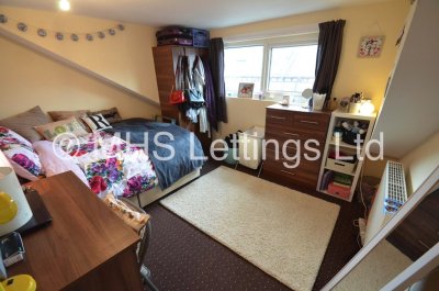 Thumbnail photo of 4 Bedroom Mid Terraced House in 18 Ashville Avenue, Leeds, LS6 1LX