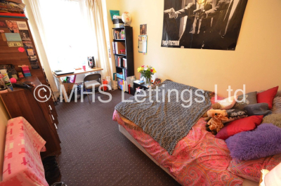 Thumbnail photo of 4 Bedroom Mid Terraced House in 18 Ashville Avenue, Leeds, LS6 1LX