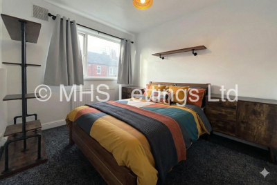 Thumbnail photo of 2 Bedroom Mid Terraced House in 31 Park View Avenue, Leeds, LS4 2LH