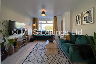 Thumbnail photo of 2 Bedroom Mid Terraced House in 31 Park View Avenue, Leeds, LS4 2LH