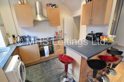 Thumbnail photo of 4 Bedroom End Terraced House in 7 William Street, Leeds, LS6 1JG
