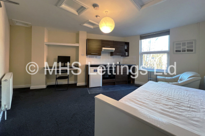 Thumbnail photo of 1 Bedroom Studio in Room 4, 30 Hyde Park Terrace, Leeds, LS6 1BJ