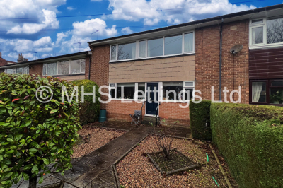 Thumbnail photo of 2 Bedroom Mid Terraced House in 28 Ash Grove, Leeds, LS6 1AY