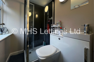 Thumbnail photo of 2 Bedroom Mid Terraced House in 28 Ash Grove, Leeds, LS6 1AY