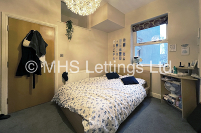 Thumbnail photo of 2 Bedroom Apartment in Flat 2, Charles Apartments, Leeds, LS3 1AZ