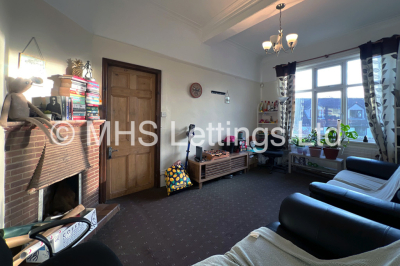 Thumbnail photo of 3 Bedroom Apartment in Flat 5, Headingley House, 96 Ash Road, Leeds, LS6 3HD