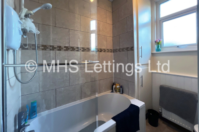 Thumbnail photo of 3 Bedroom Apartment in Flat 5, Headingley House, 96 Ash Road, Leeds, LS6 3HD