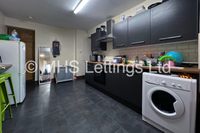 Thumbnail photo of 3 Bedroom Apartment in Flat 5, Headingley House, 96 Ash Road, Leeds, LS6 3HD