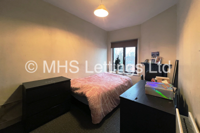 Thumbnail photo of 2 Bedroom Flat in Flat 7, Headingley House, 96 Ash Road, Leeds, LS6 3HD 