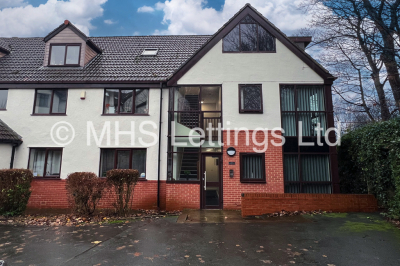 Thumbnail photo of 2 Bedroom Flat in Flat 15, Headingley House, 96 Ash Road, Leeds, LS6 3HD