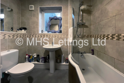 Thumbnail photo of 2 Bedroom Apartment in Flat 4, New Moon Apartments, Leeds, LS6 2DB