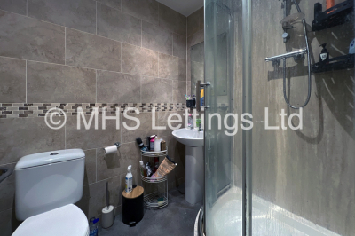 Thumbnail photo of 2 Bedroom Apartment in Flat 12, New Moon Apartments, Leeds, LS6 2DB