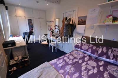 Thumbnail photo of 3 Bedroom Mid Terraced House in 4 Beamsley Grove, Leeds, LS6 1LA