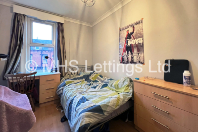Thumbnail photo of 5 Bedroom End Terraced House in 61 Thornville Road, Leeds, LS6 1JY