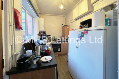 Thumbnail photo of 4 Bedroom Mid Terraced House in 19 Lucas Street, Leeds, LS6 2JD