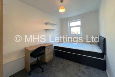 Thumbnail photo of 4 Bedroom Mid Terraced House in 34 Holborn Street, Leeds, LS6 1QP