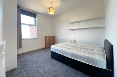 Thumbnail photo of 3 Bedroom Apartment in 36a Ash Road, Leeds, LS6 3JF