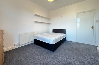 Thumbnail photo of 3 Bedroom Apartment in 36a Ash Road, Leeds, LS6 3JF