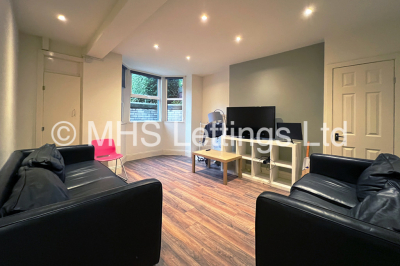 Thumbnail photo of 4 Bedroom Mid Terraced House in 32 Bennett Road, Leeds, LS6 3HN