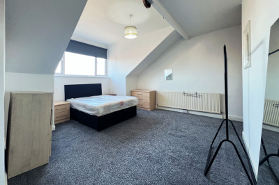 Thumbnail photo of 2 Bedroom Apartment in 36a Ash Road, Leeds, LS6 3JF