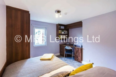 Thumbnail photo of 4 Bedroom Mid Terraced House in 22 St. Anns Mount, Leeds, LS4 2PH