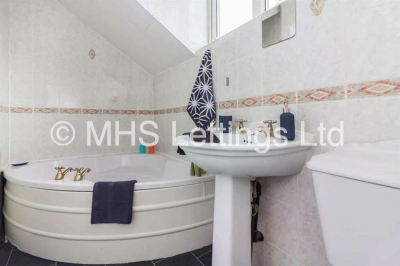 Thumbnail photo of 4 Bedroom Mid Terraced House in 22 St. Anns Mount, Leeds, LS4 2PH