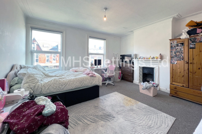 Thumbnail photo of 4 Bedroom Mid Terraced House in 41 Headingley Avenue, Leeds, LS6 3ER