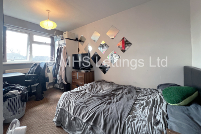 Thumbnail photo of 3 Bedroom End Terraced House in 23 Kendal Lane, Leeds, LS3 1AS