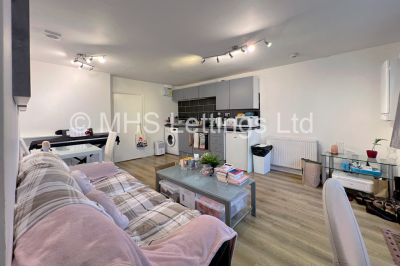 Thumbnail photo of 1 Bedroom Flat in Flat 9, 67 Clarendon Road, Leeds, LS2 9DR