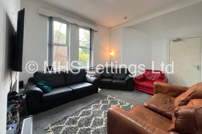 Thumbnail photo of 2 Bedroom Mid Terraced House in 40 Ash Grove, Leeds, LS6 1AY
