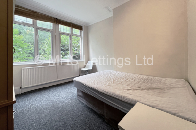 Thumbnail photo of 3 Bedroom Mid Terraced House in 8 Rokeby Gardens, Leeds, Ls6 3JZ
