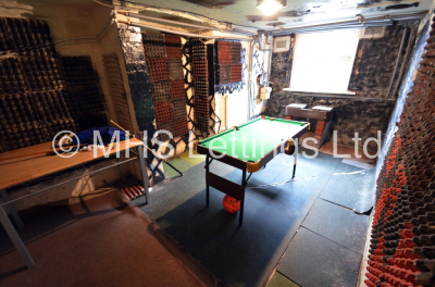 Thumbnail photo of 4 Bedroom Mid Terraced House in 42 Walmsley Road, Leeds, LS6 1NG