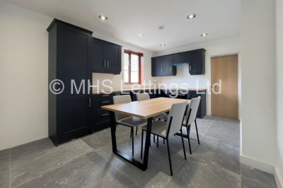 Thumbnail photo of 3 Bedroom Detached House in 73 Armley Ridge Road, Leeds, LS12 3PE