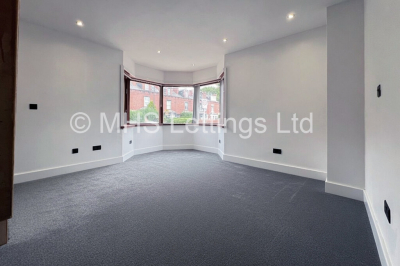 Thumbnail photo of 3 Bedroom Detached House in 73 Armley Ridge Road, Leeds, LS12 3PE