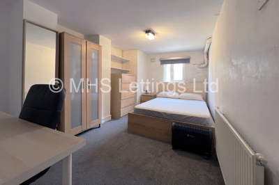 Thumbnail photo of 1 Bedroom Shared House in Room 1, 8 Burchett Grove, Leeds, LS6 2JA