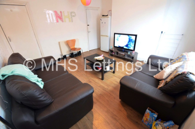 Thumbnail photo of 1 Bedroom Mid Terraced House in Double Room, 23 Brudenell View, Leeds, LS6 1HG