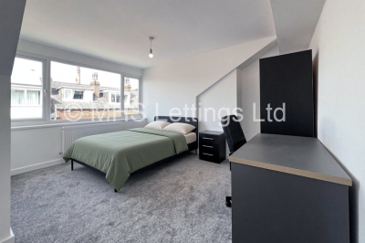 Thumbnail photo of 3 Bedroom Mid Terraced House in 20 Welton Grove, Leeds, LS6 1ES