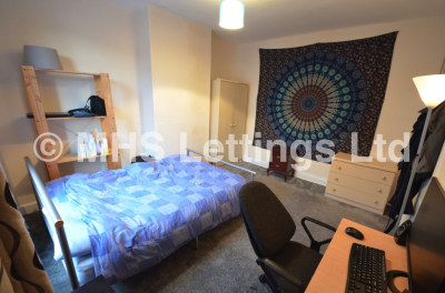 Thumbnail photo of 1 Bedroom Shared House in Double Room, 4 Graham Grove, Leeds, LS4 2NF