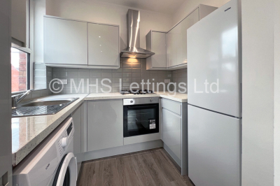 Thumbnail photo of 1 Bedroom Shared House in Double Room, 161 Cardigan Road, Leeds, LS6 1LJ