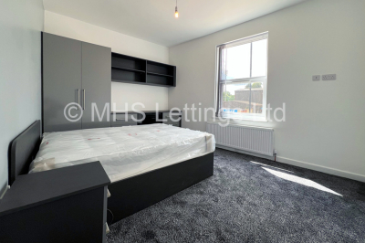 Thumbnail photo of 1 Bedroom Shared House in Double Room, 161 Cardigan Road, Leeds, LS6 1LJ