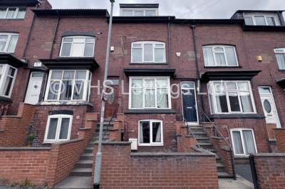Thumbnail photo of 6 Bedroom Mid Terraced House in 49 Manor Drive, Leeds, LS6 1DD