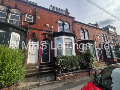 Thumbnail photo of 5 Bedroom Mid Terraced House in 15 Norwood Road, Leeds, LS6 1DZ