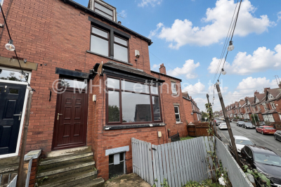 Thumbnail photo of 3 Bedroom Mid Terraced House in 5 Granny Avenue, Leeds, LS27 7SN