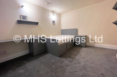 Thumbnail photo of 3 Bedroom Ground Floor Flat in 41a Regent Park Terrace, Leeds, LS6 2AX
