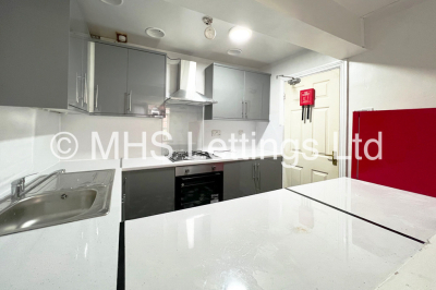 Thumbnail photo of 3 Bedroom Ground Floor Flat in 41a Regent Park Terrace, Leeds, LS6 2AX