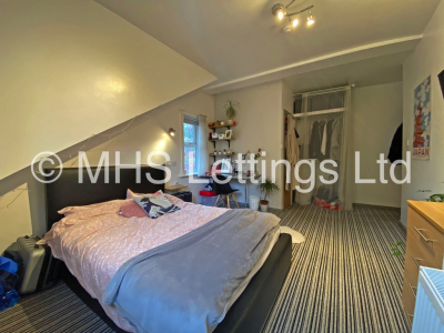 Thumbnail photo of 7 Bedroom End Terraced House in 52 Victoria Road, Leeds, LS6 1DL